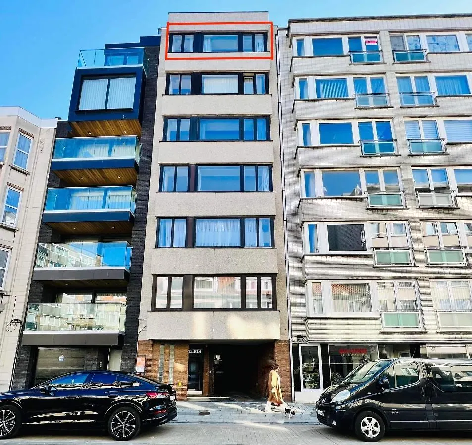 Ostend Center Luxury Top Floor Apartment With Free Parking